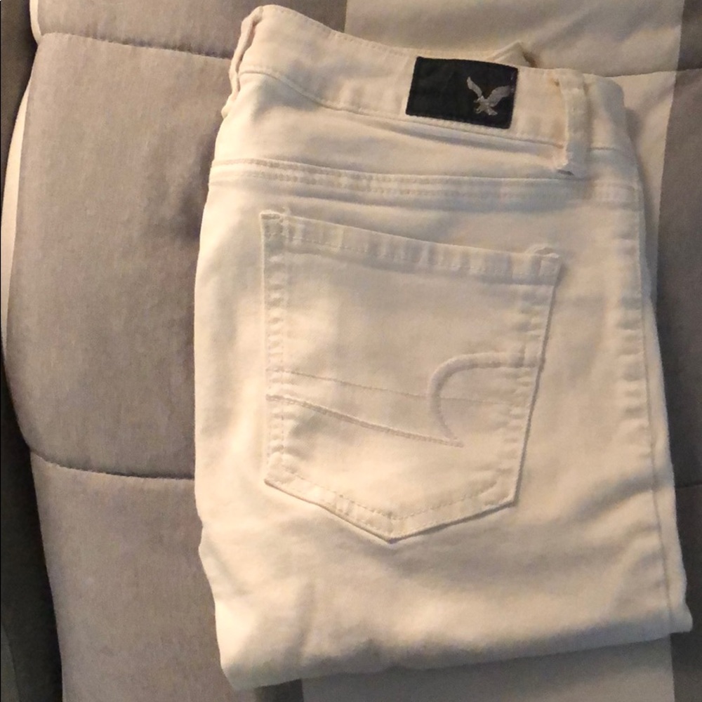 Low rise White American Eagle Skinny Jeans